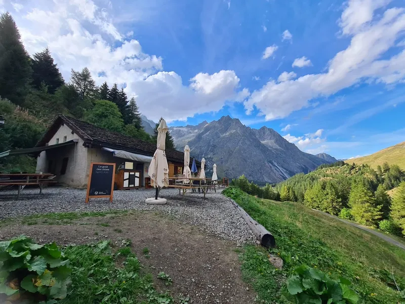 Gîte La Léchère (1710m), La Fouly - Suisse