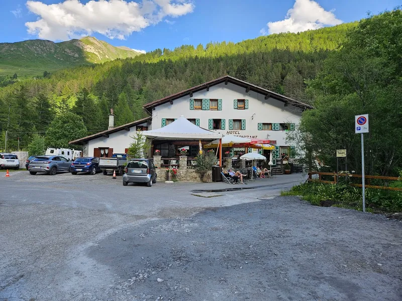 Hôtel Lavachey (1642m), Courmayeur - Italie